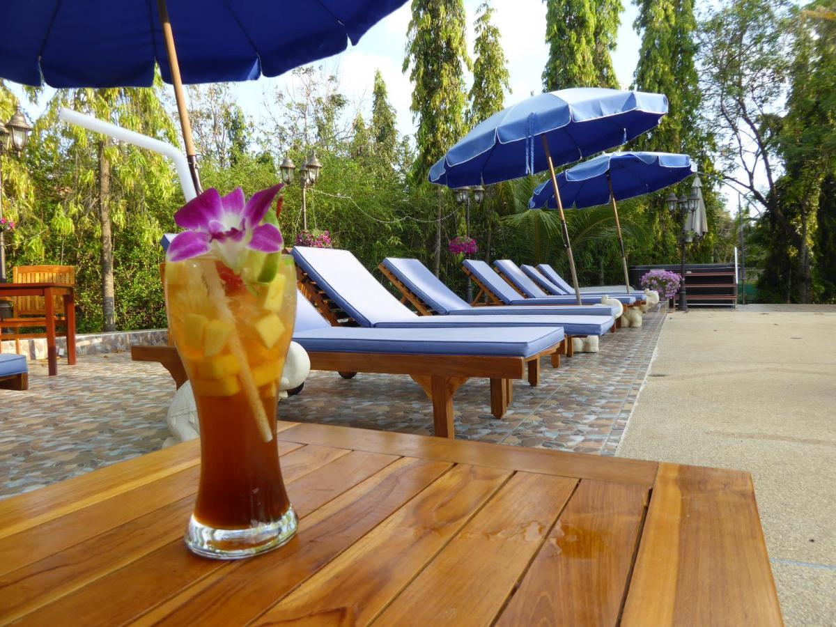 Vip Chain Resort Pool Villa Ban Phe Exterior photo